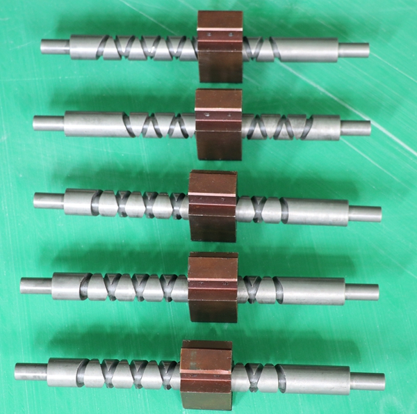 往復(fù)絲杠廠家