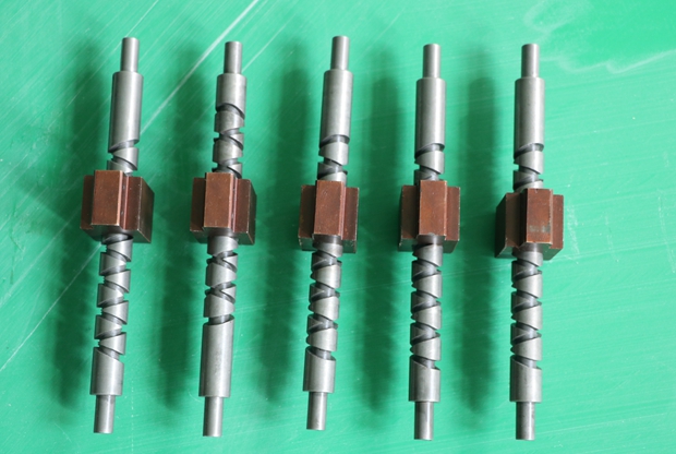 往復(fù)絲杠副價格